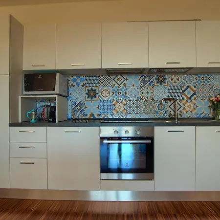 Casa Con Piscina Jacuzzi Ac Wifi E Biciclette Elettriche Apartment Bordighera