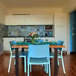 Casa Con Piscina Jacuzzi Ac Wifi E Biciclette Elettriche Apartman *