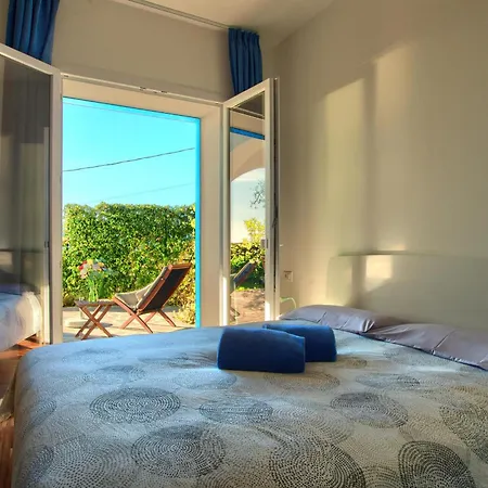 Casa Con Piscina Jacuzzi Ac Wifi E Biciclette Elettriche Apartment Bordighera