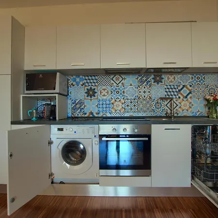 Casa Con Piscina Jacuzzi Ac Wifi E Biciclette Elettriche * Bordighera