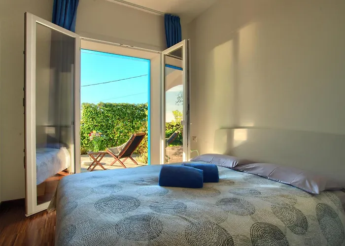 Casa Con Piscina Jacuzzi Ac Wifi E Biciclette Elettriche Apartamento Bordighera