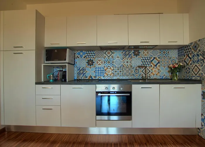 Casa Con Piscina Jacuzzi Ac Wifi E Biciclette Elettriche Lejlighed Bordighera