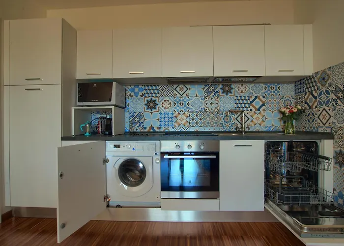 Casa Con Piscina Jacuzzi Ac Wifi E Biciclette Elettriche * Bordighera