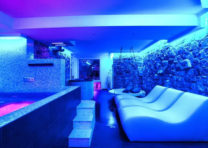 Lejlighed Casa Con Piscina Jacuzzi Ac Wifi E Biciclette Elettriche Bordighera